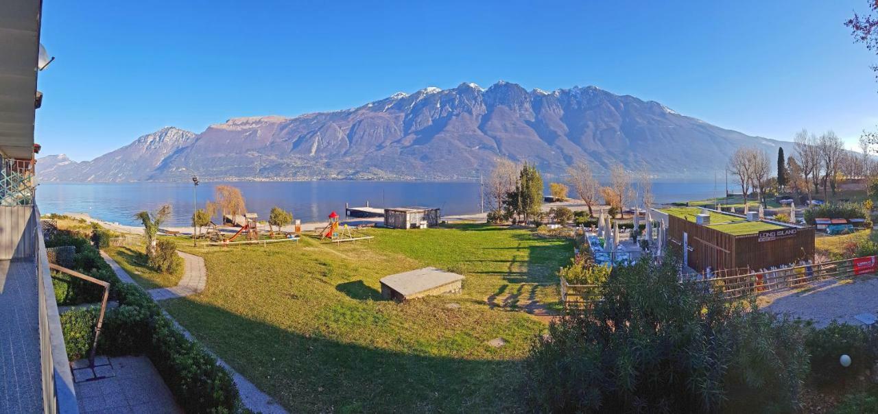 Campione Splendid View By Gardadomusmea Lägenhet Campione del Garda Exteriör bild